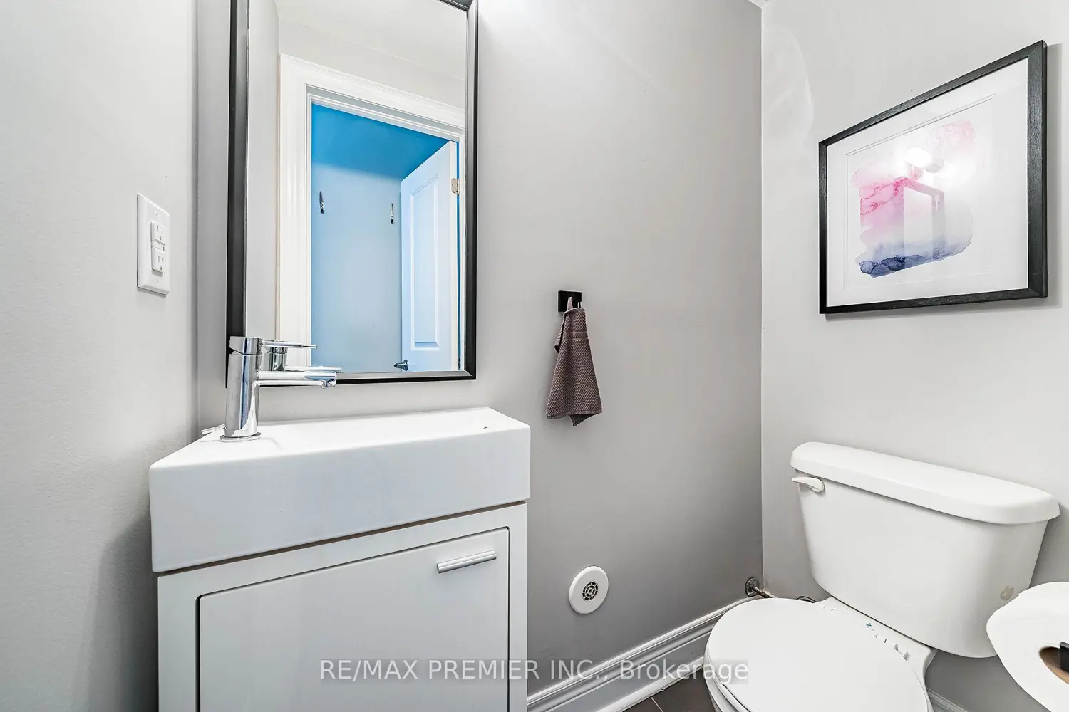 8321 Kipling Avenue 16 photo 3