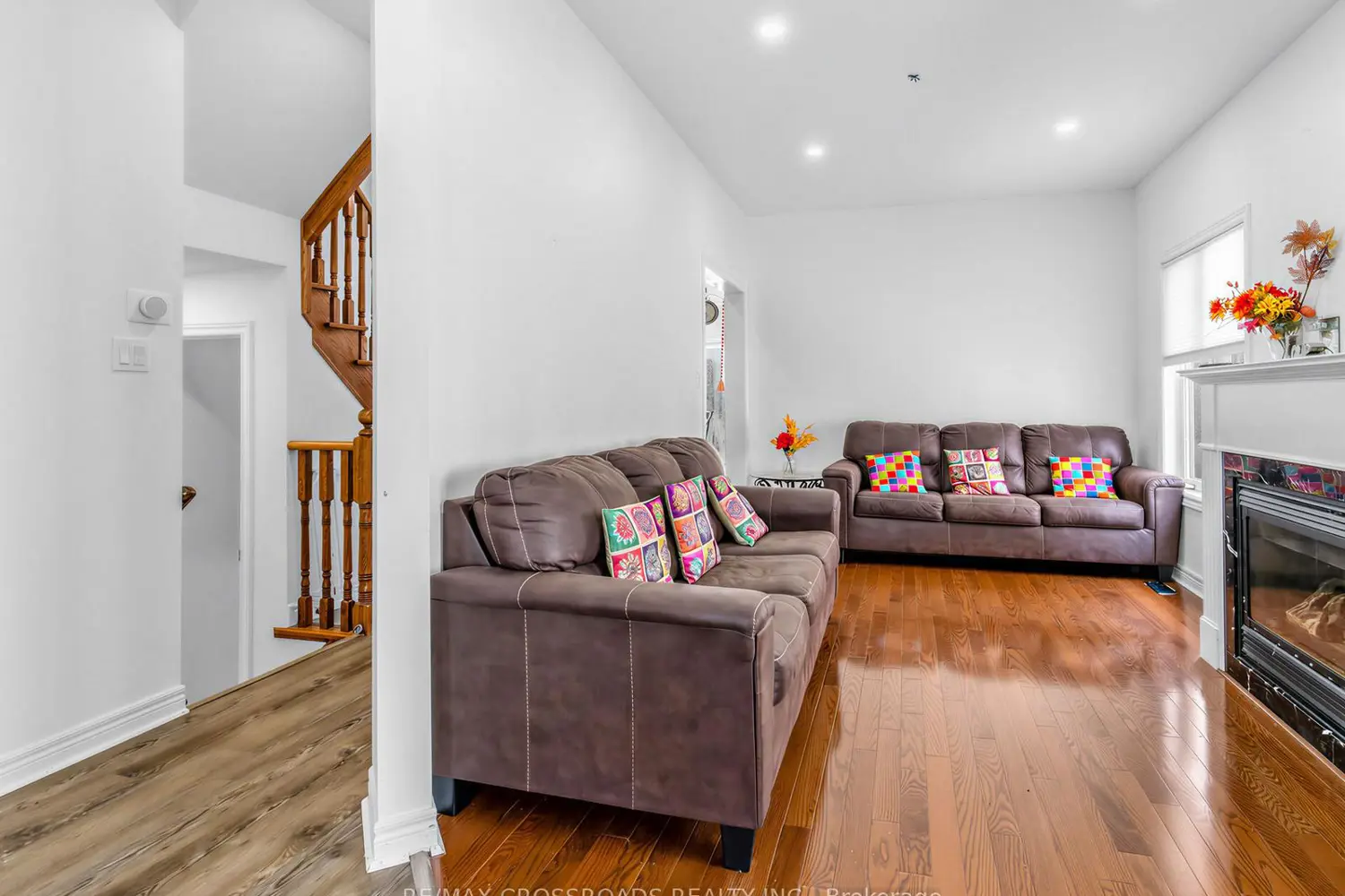 23 Worthview Drive photo 2