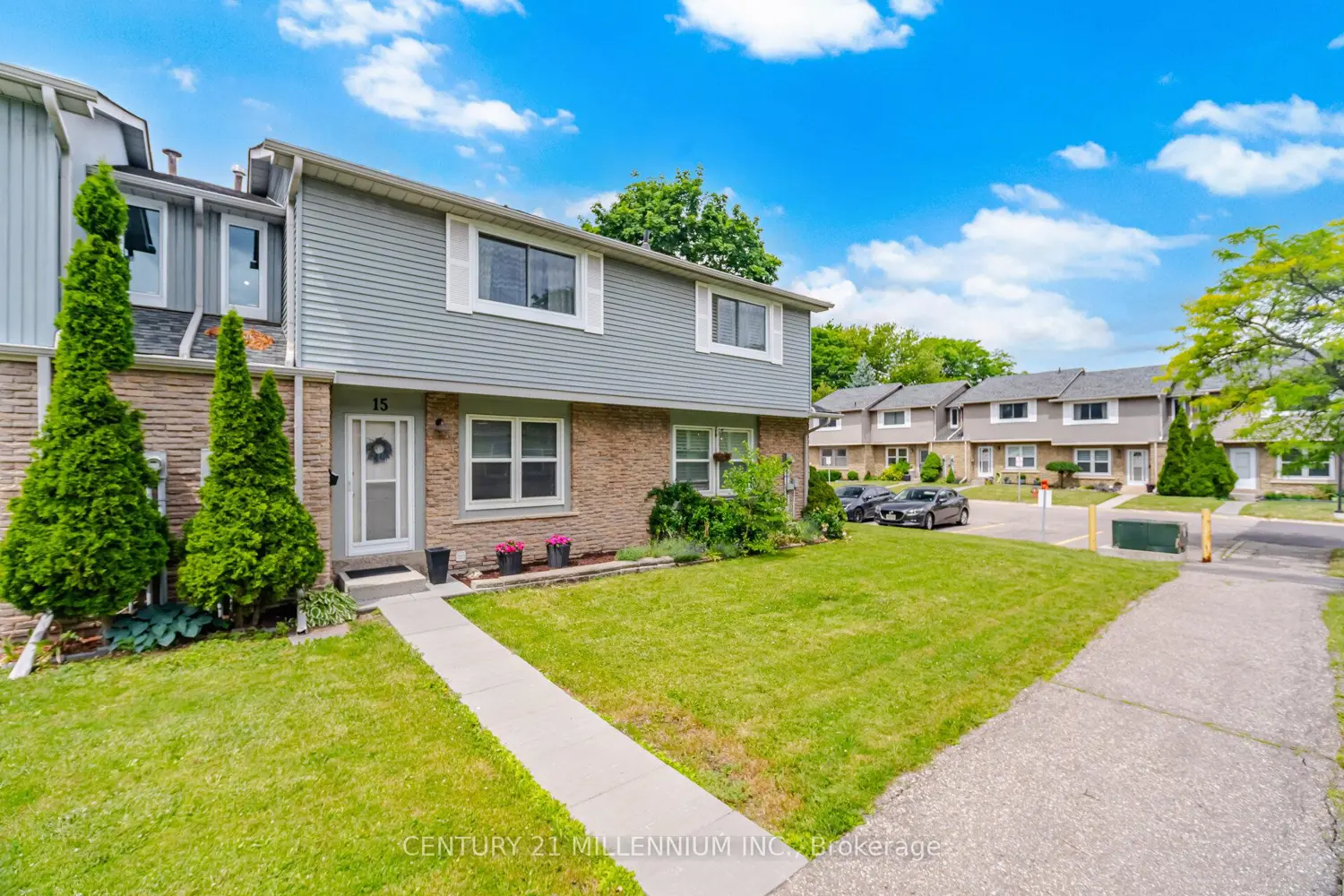 120 Falconer Drive 15 photo 4