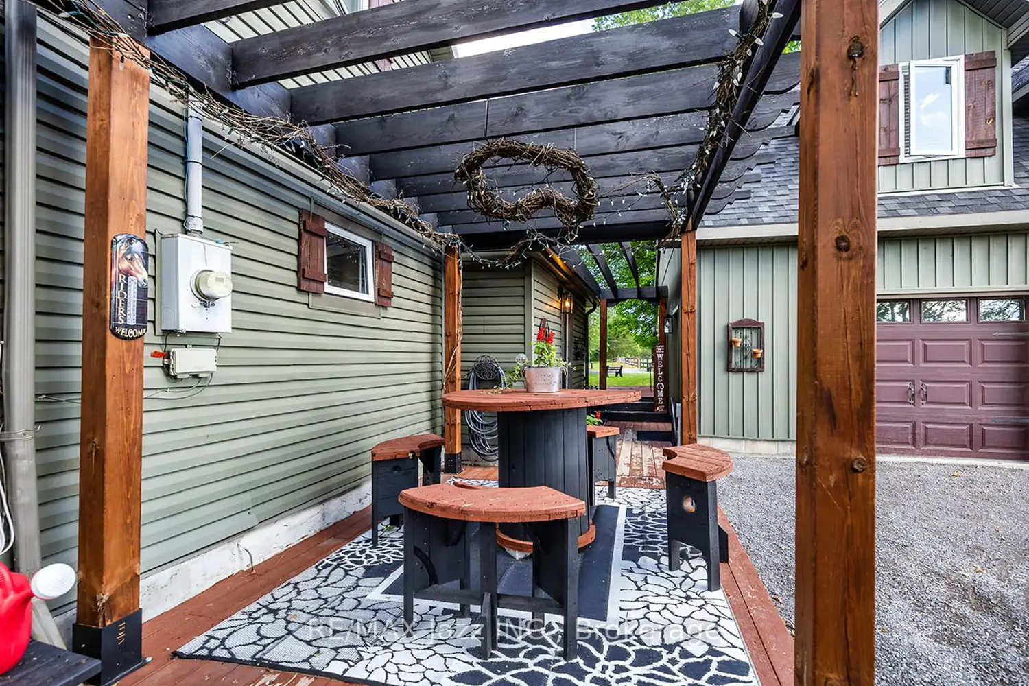 641 Enright Road photo 4