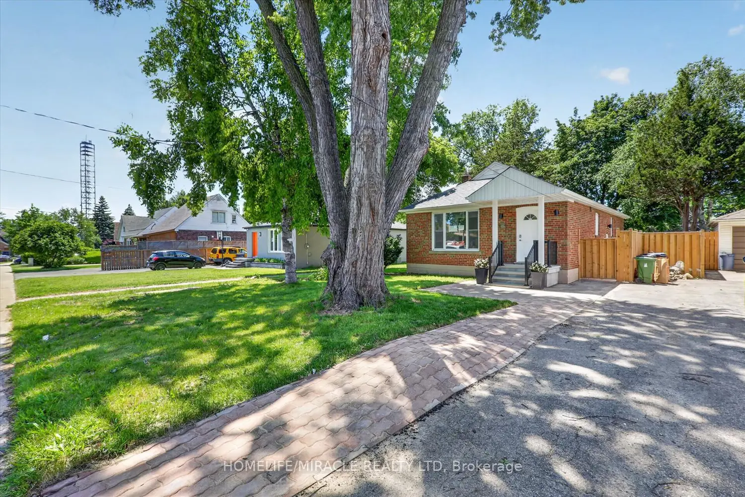 46 Singleton Road photo 3