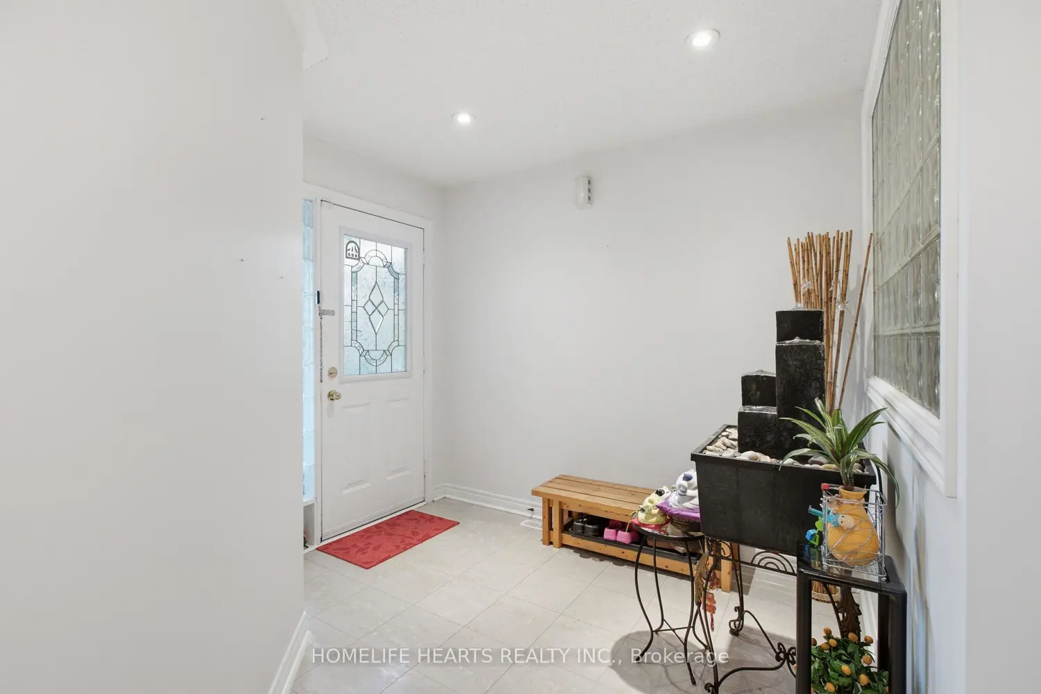 1077 Knotty Pine Grove photo 3