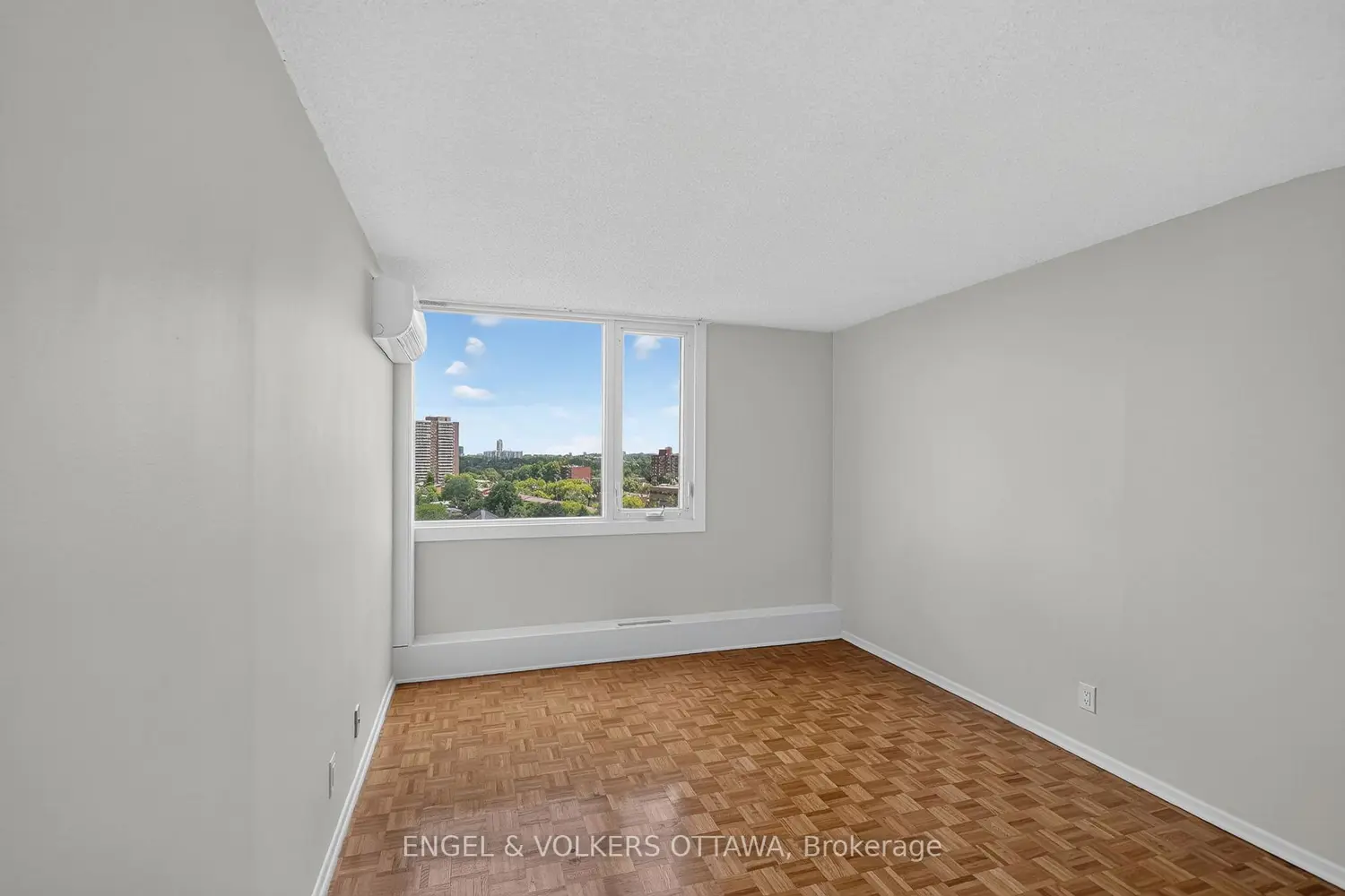 2625 Regina Street 1102 photo 3