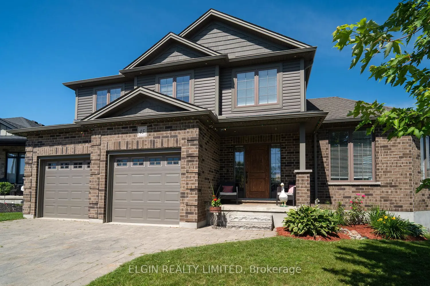 45 Brenmar Crescent photo 3