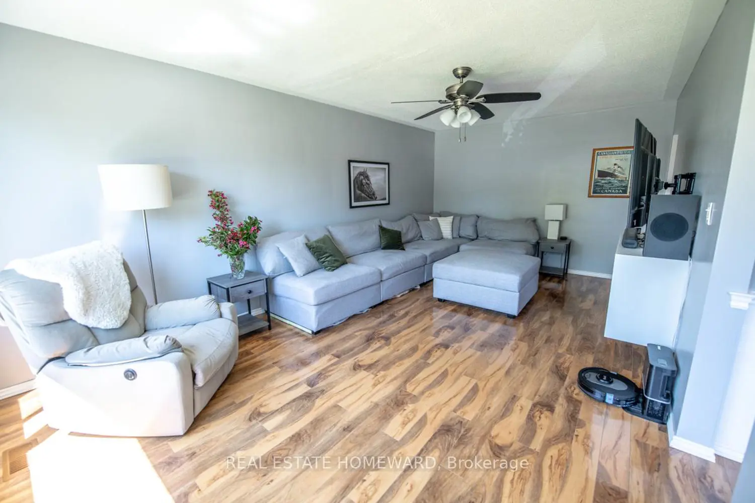 4 Sunicrest Boulevard photo 2