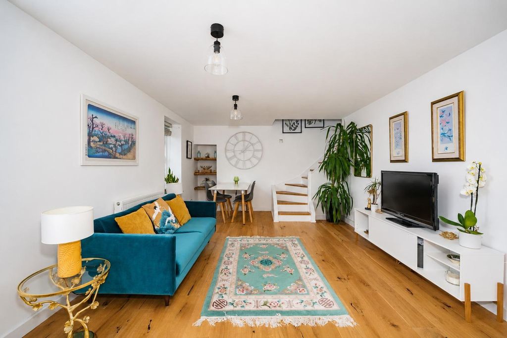 3 bed flat for salePerth Road, Dundee DD1