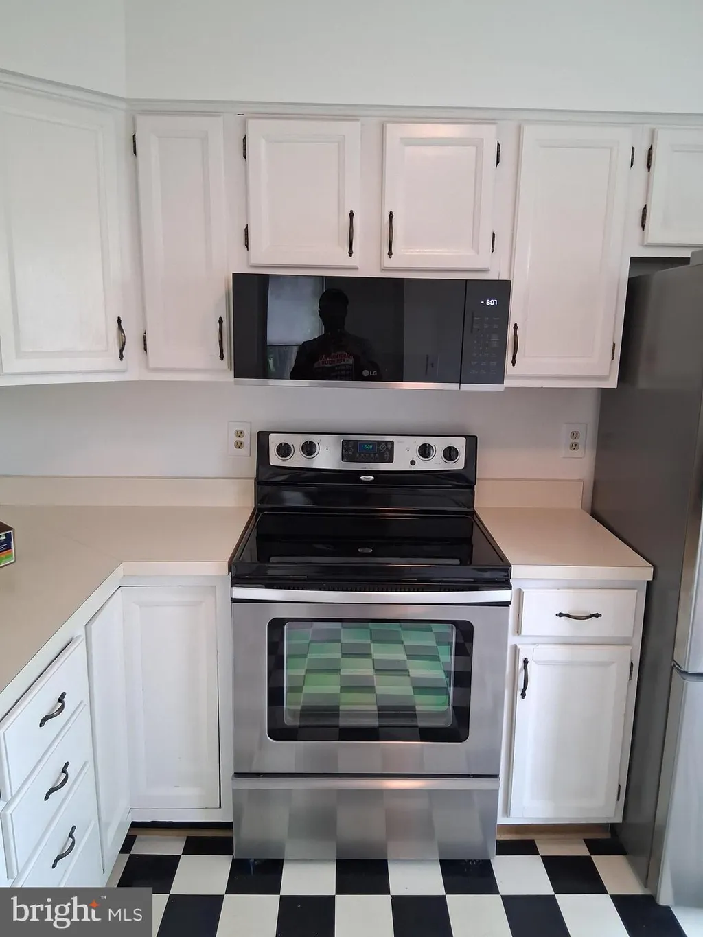 2869 Schoolhouse Circle, Silver Spring, MD 20902 photo 3
