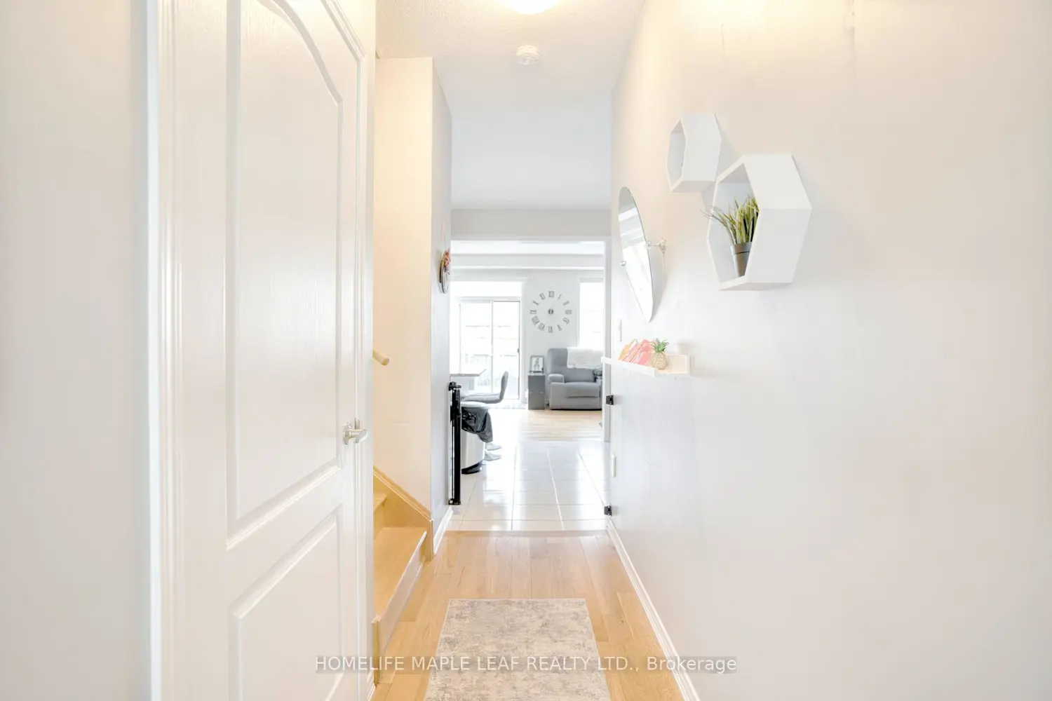 232 Bedrock Drive photo 4