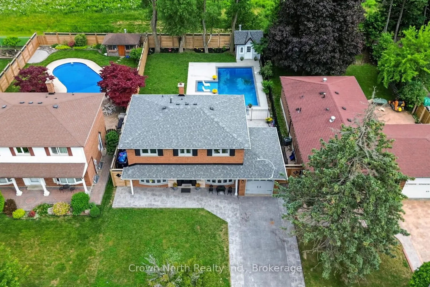 63 Portico Drive photo 3