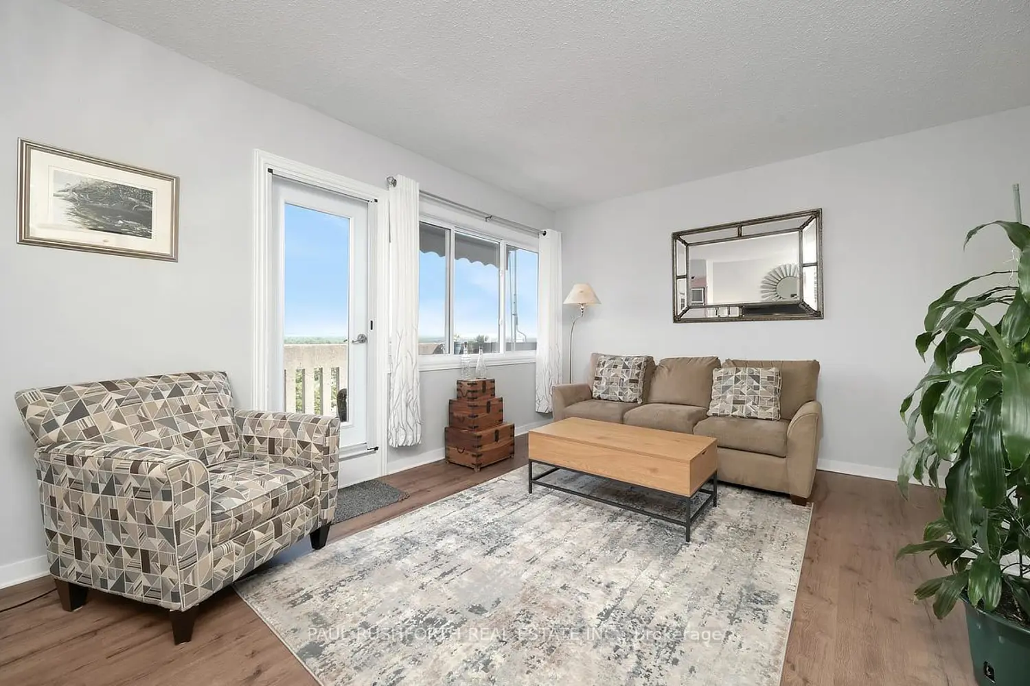 1599 Lassiter Terrace 819 photo 3
