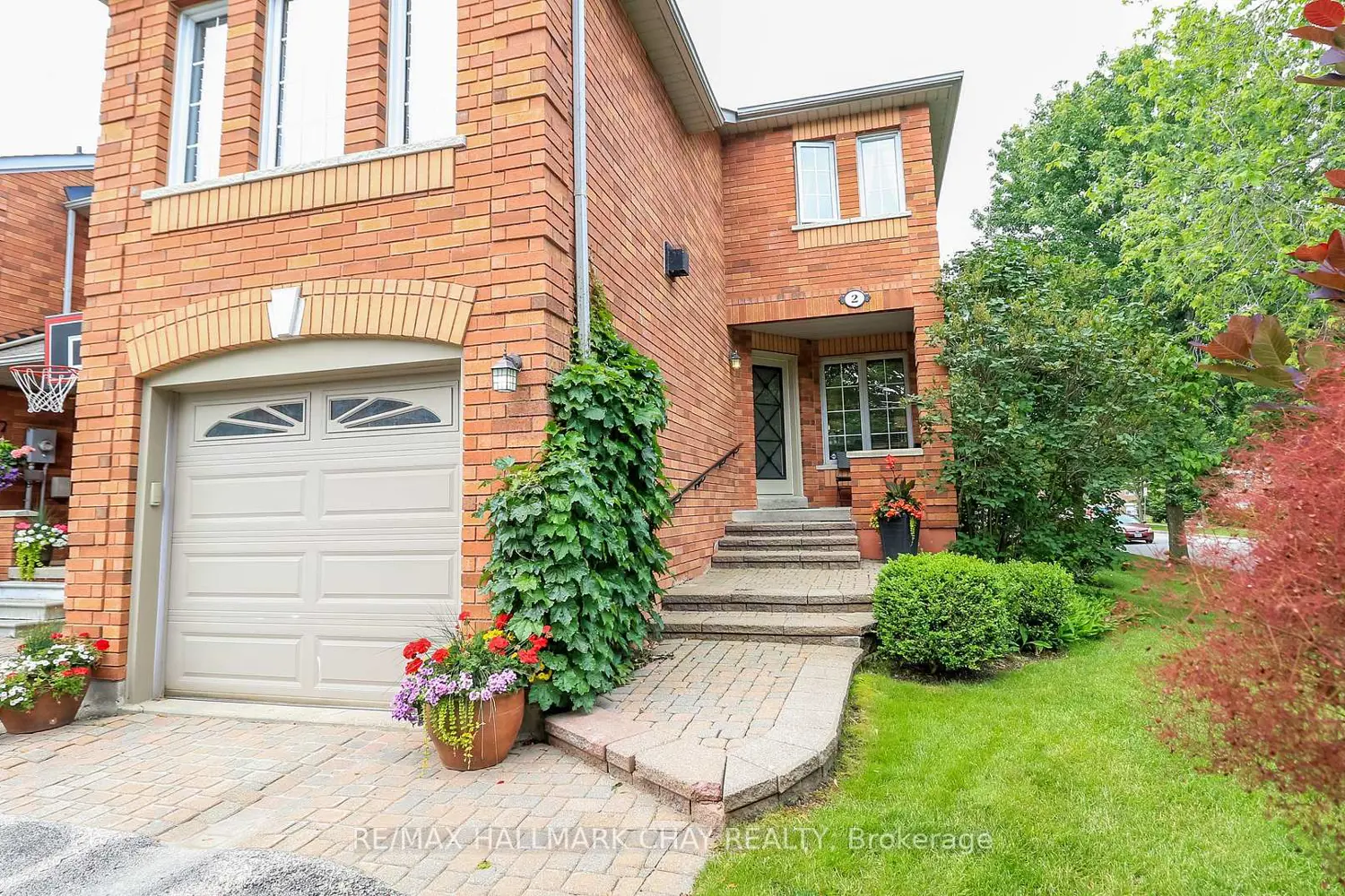 2 Kelly Place
