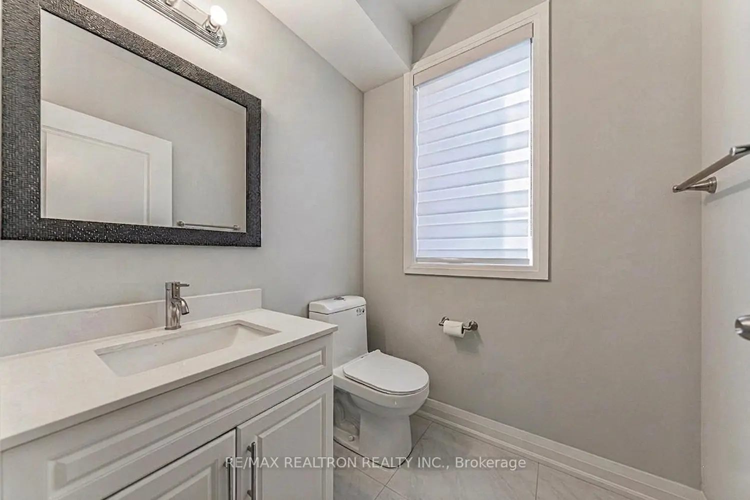 260 Eagle Street 18 photo 3