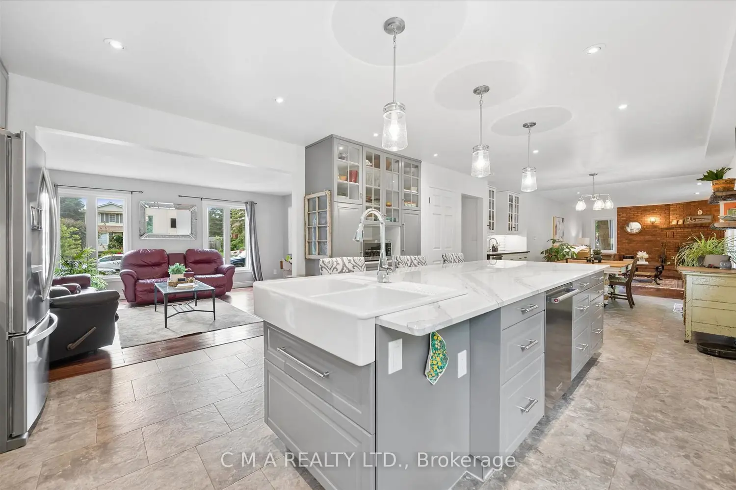 667 Fern Road photo 4