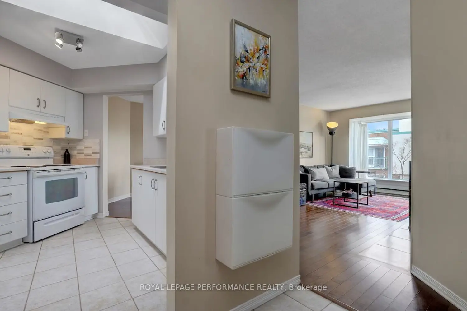 1 Columbus Avenue 401D photo 2
