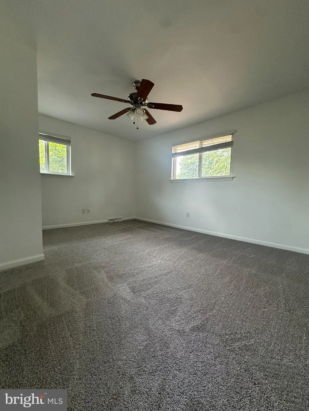 6 Travertine Way, Newark, DE 19702