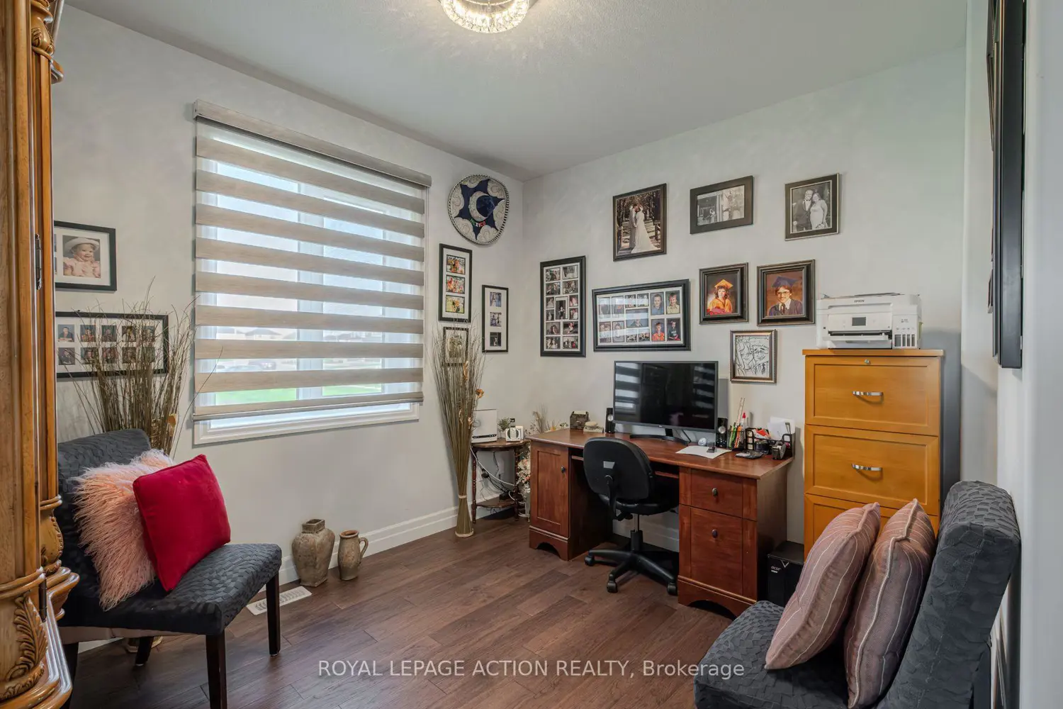 87 Grandville Circle photo 4