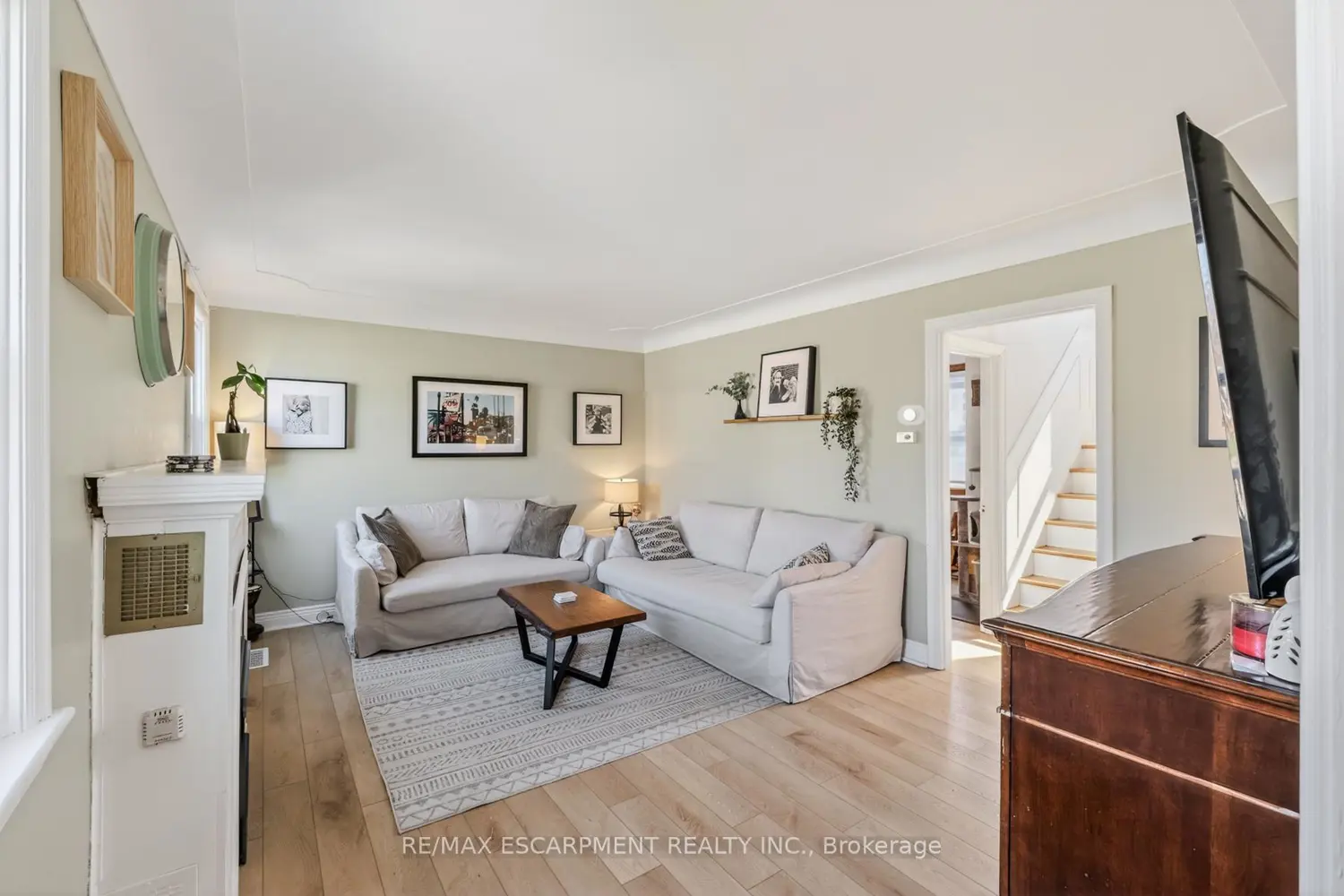 43 Woodbridge Road photo 3