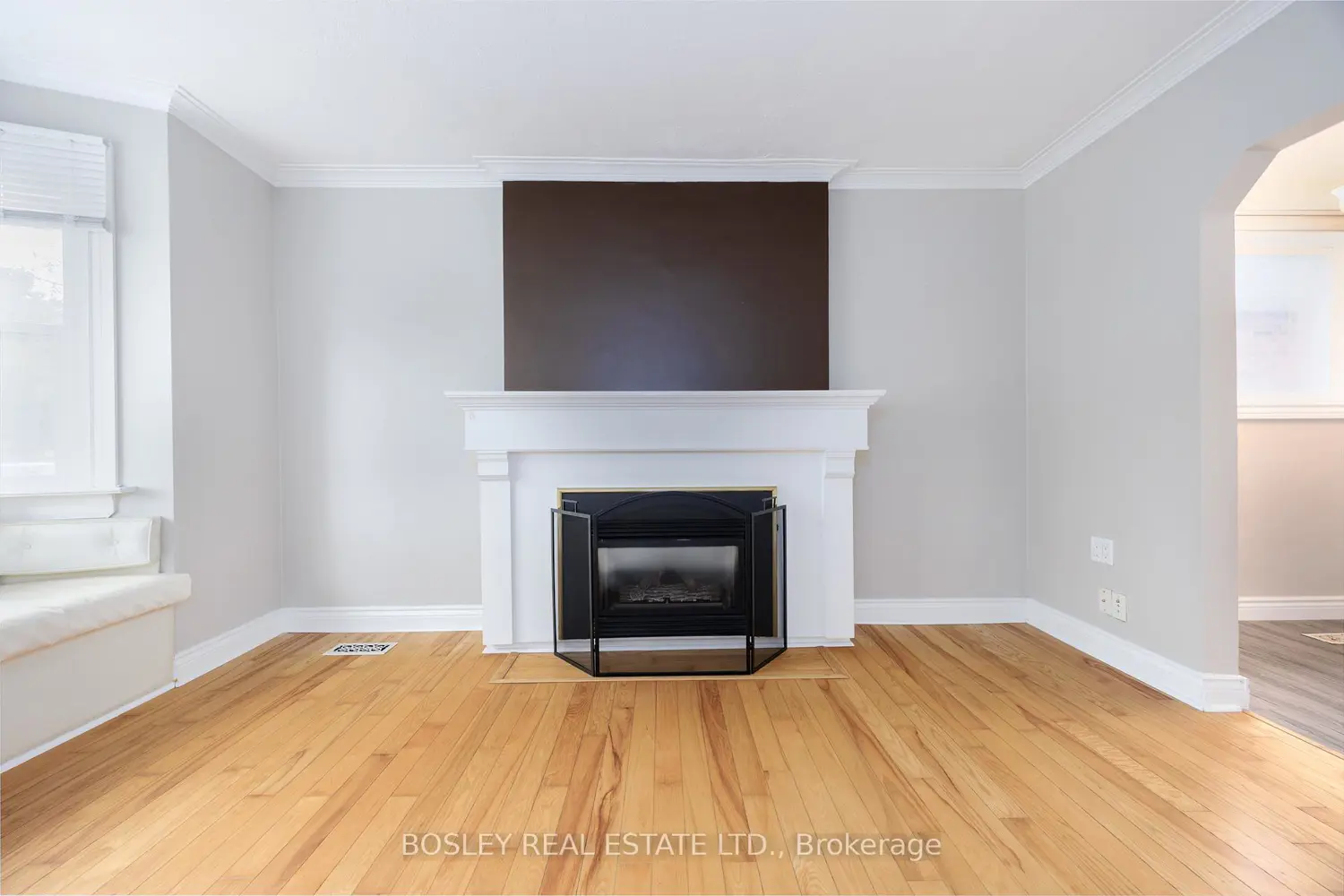 651 Cosburn Avenue photo 2