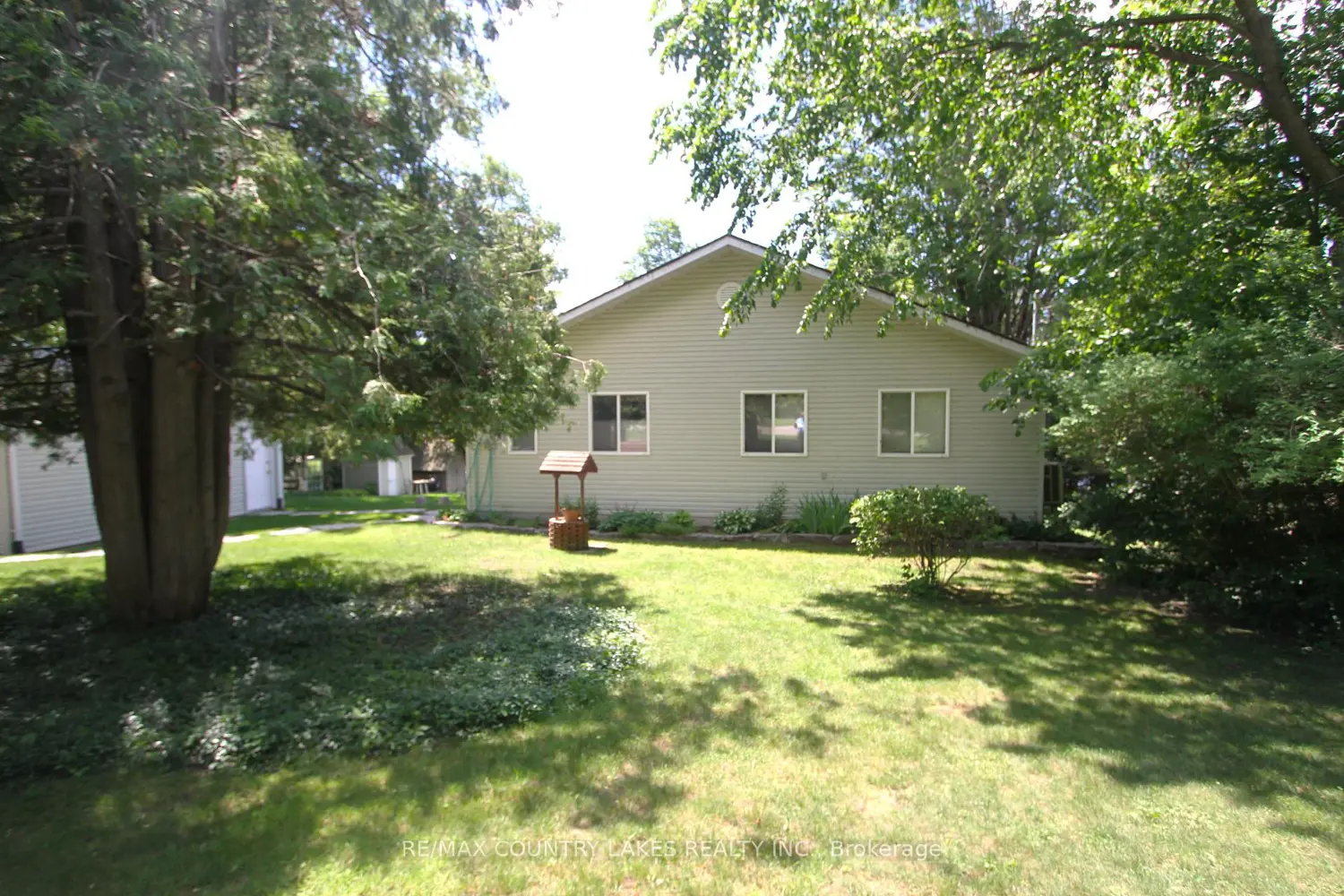 27 Hillcrest Avenue photo 3