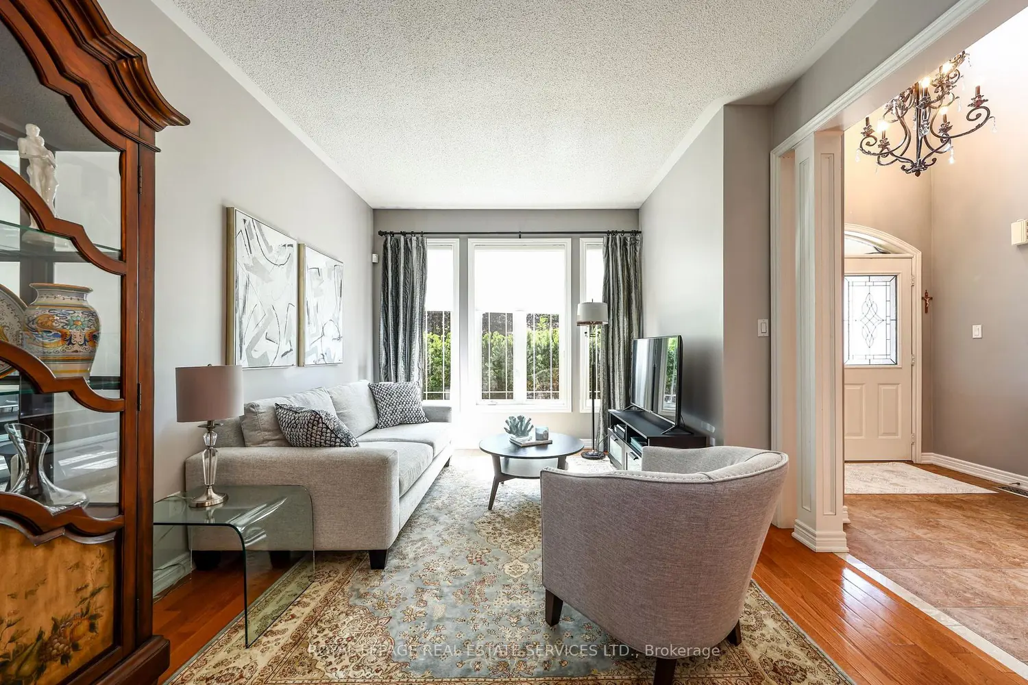140 Humber Forest Court photo 5