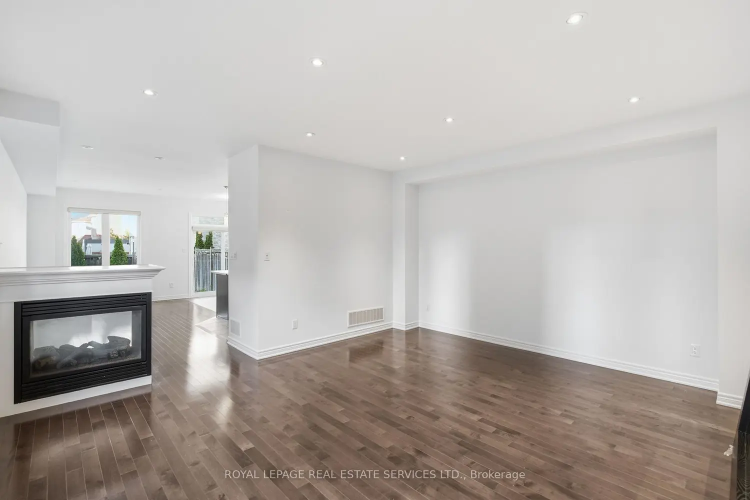 4309 Trail Blazer Way photo 3