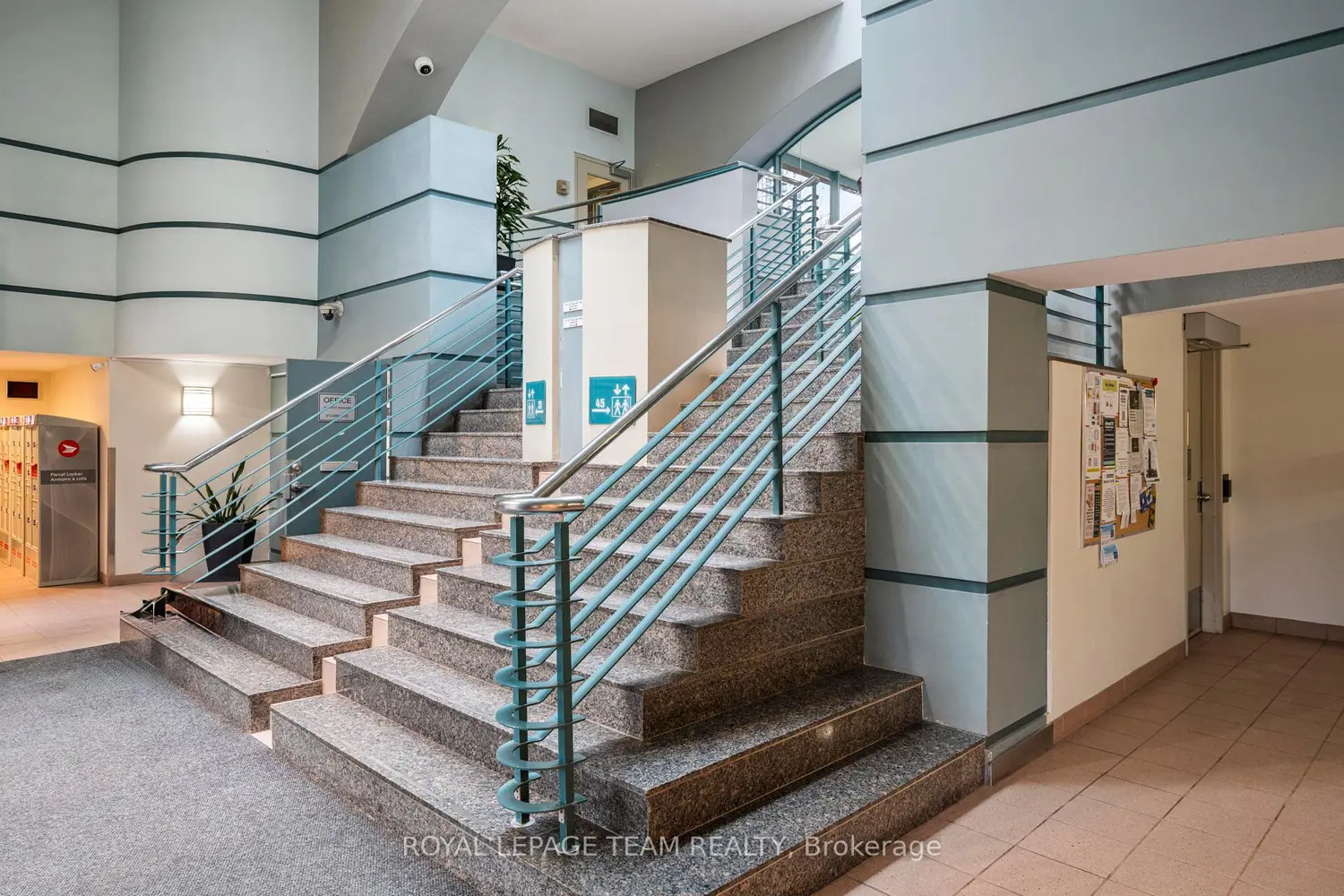 45 Holland Avenue 902