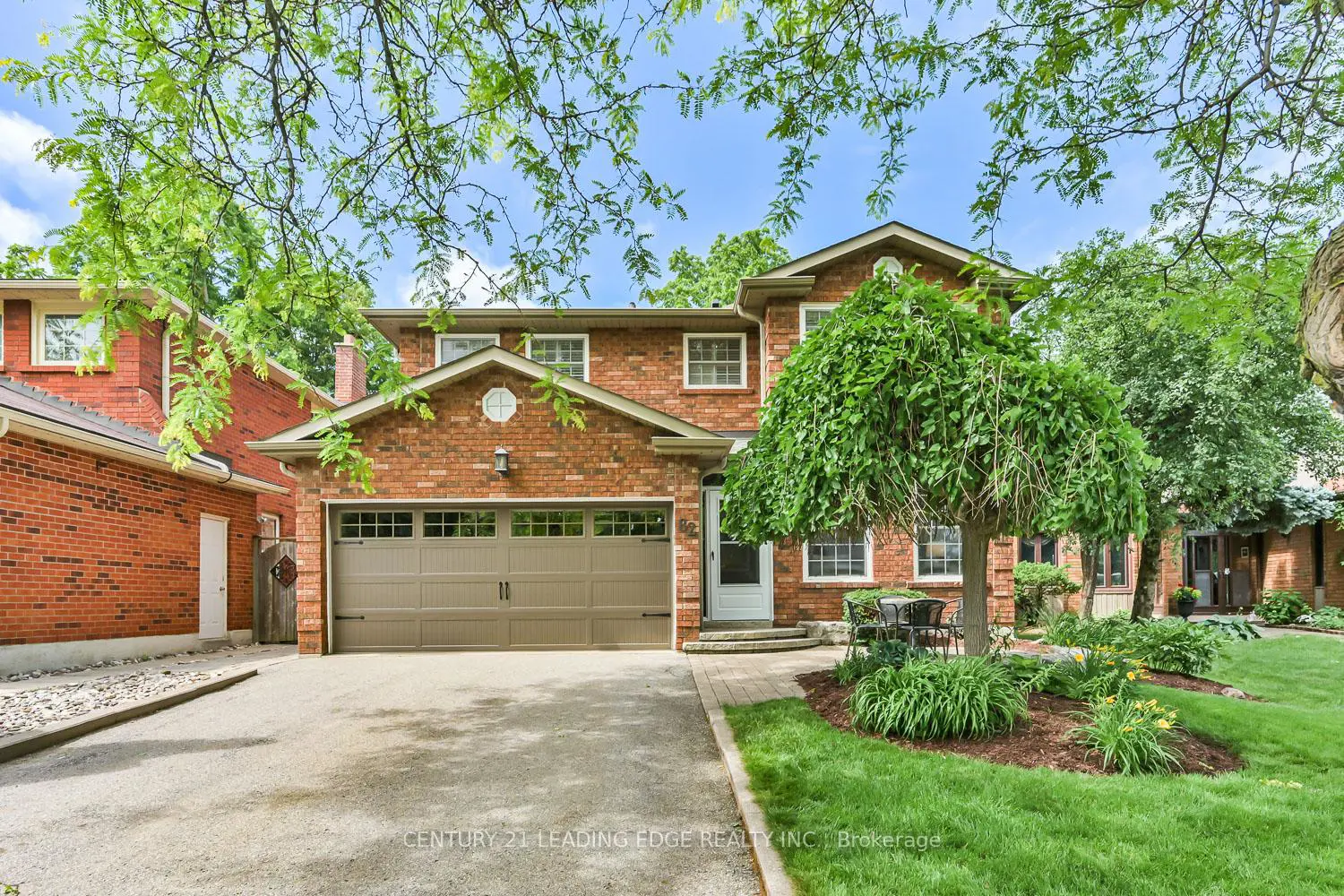 82 Penny Crescent