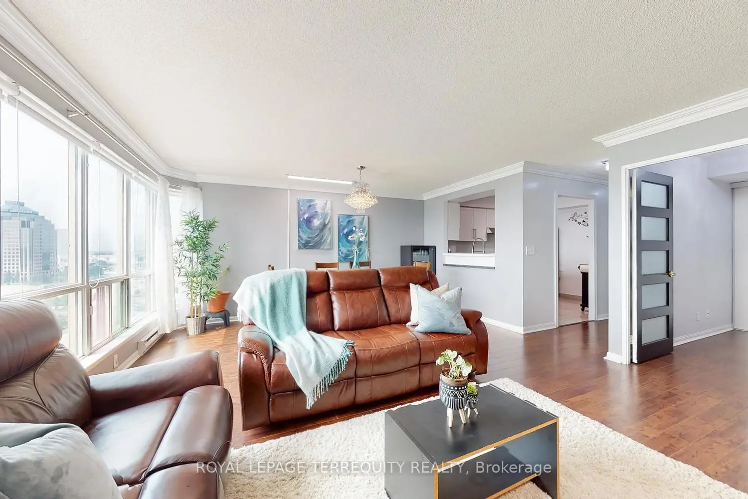 18 Lee Centre Drive 1506 photo 4