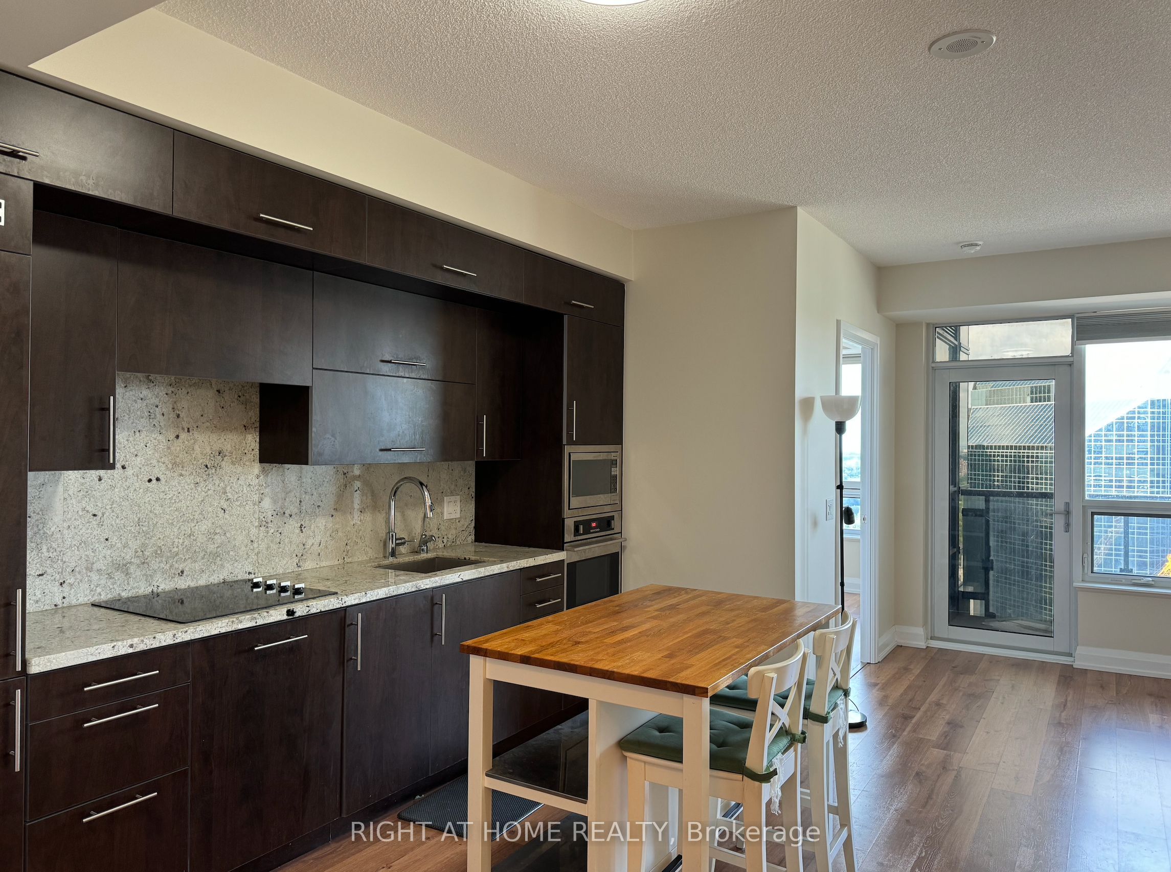 2518-5 Sheppard Avenue E, Toronto, ON, M2N 0G4 photo 4