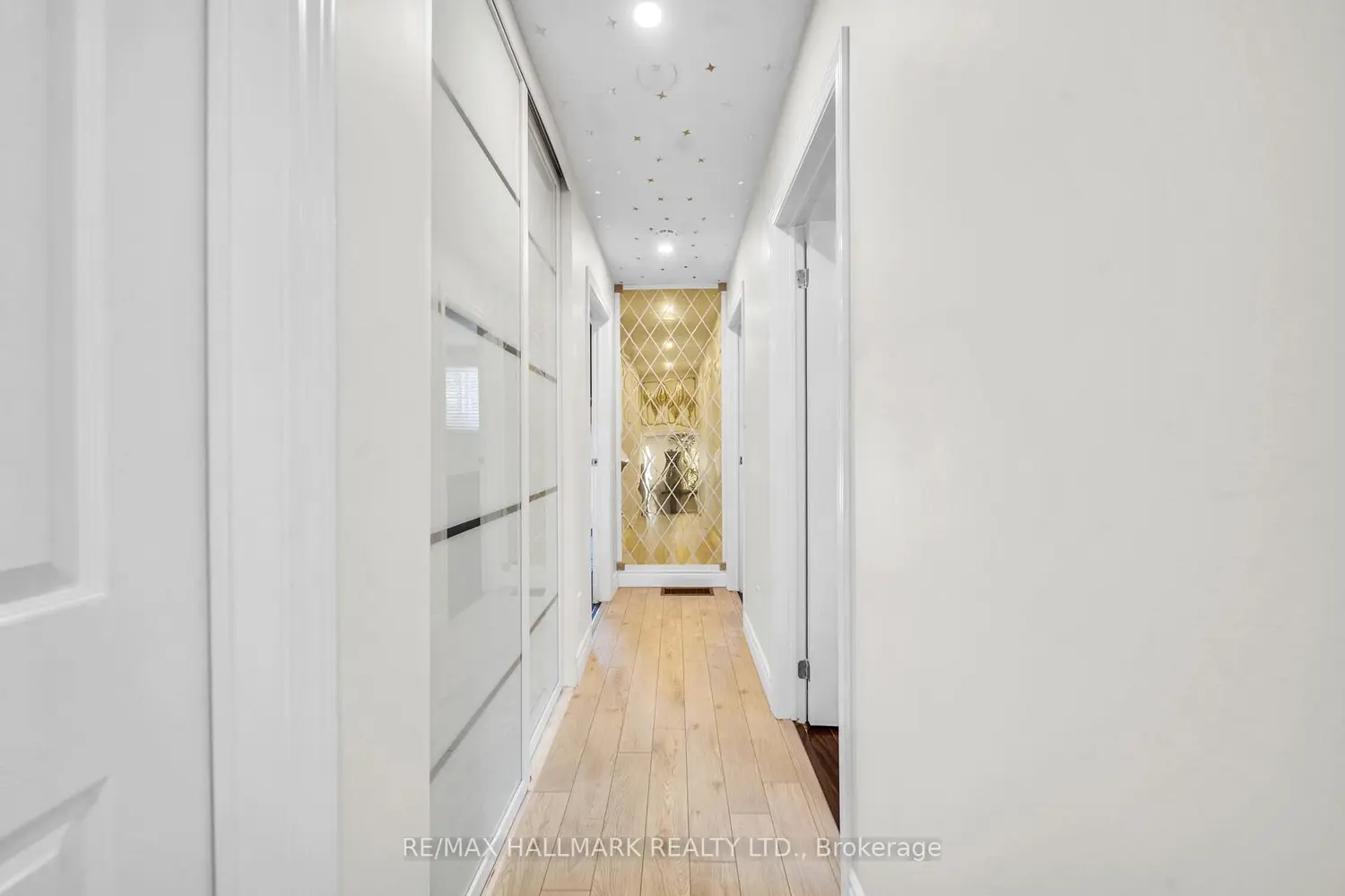 268 Pasadena Drive photo 3