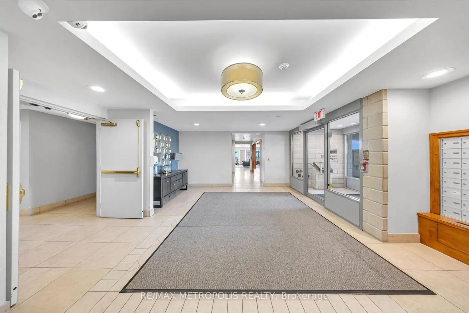 2500 Rutherford Road 216 photo 4