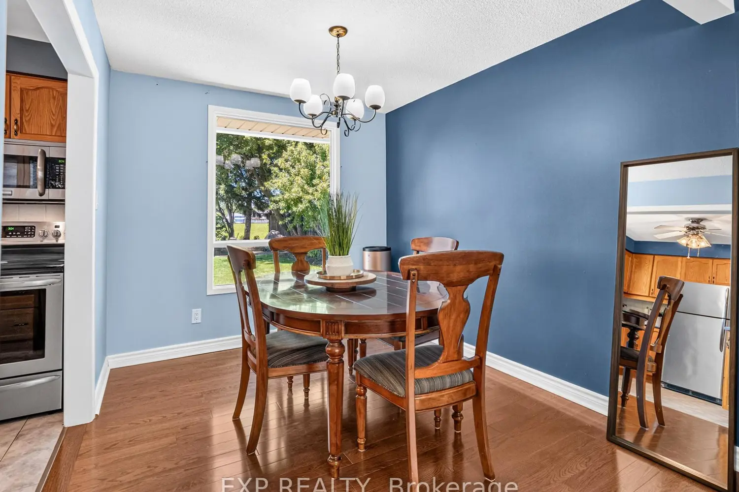 7195 Westfield Drive photo 4
