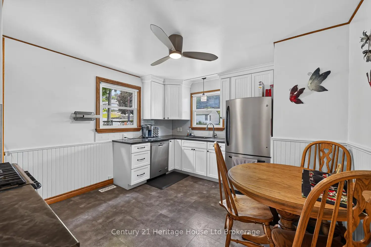 209 Butler Street photo 3