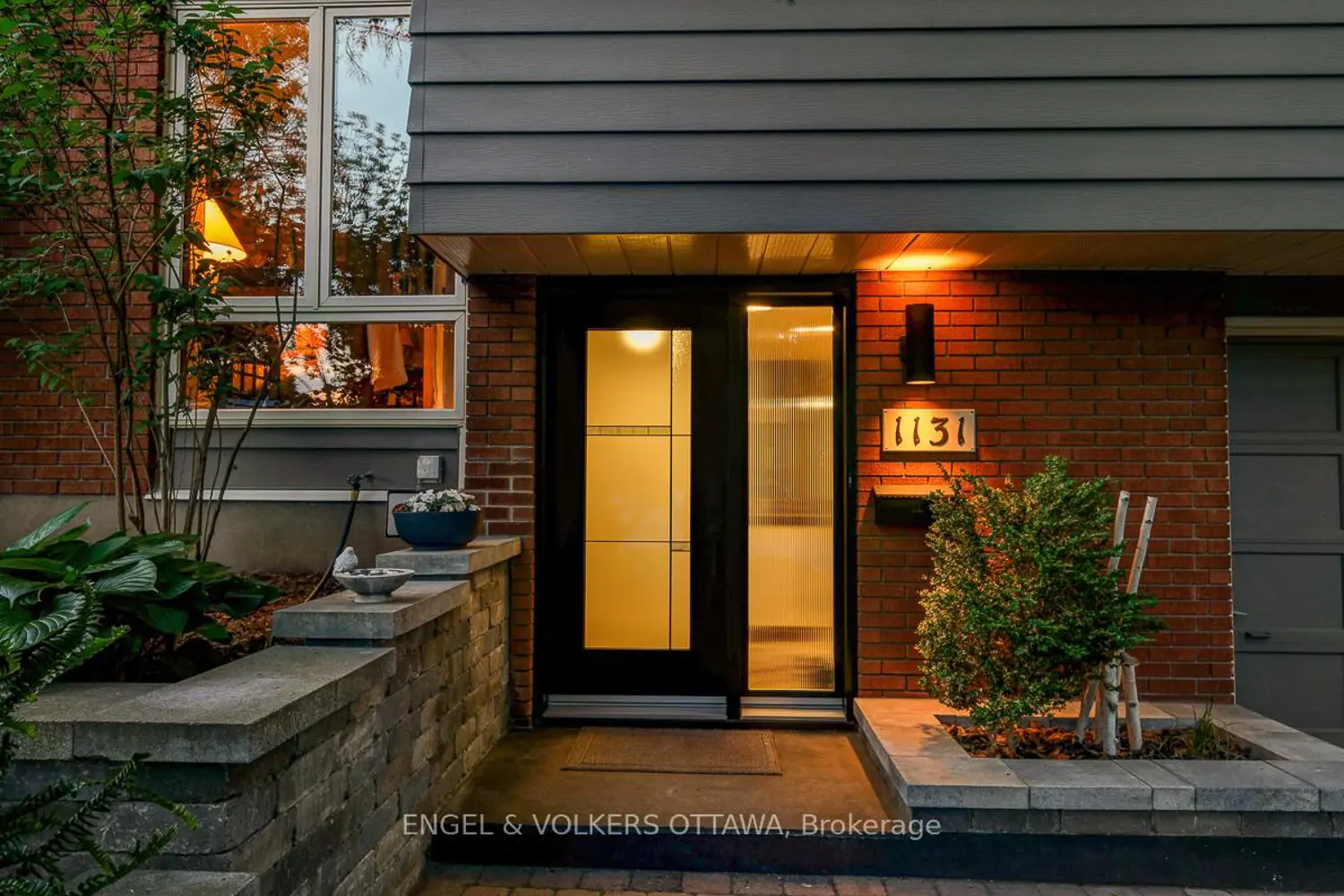 1131 Cameo Drive photo 5