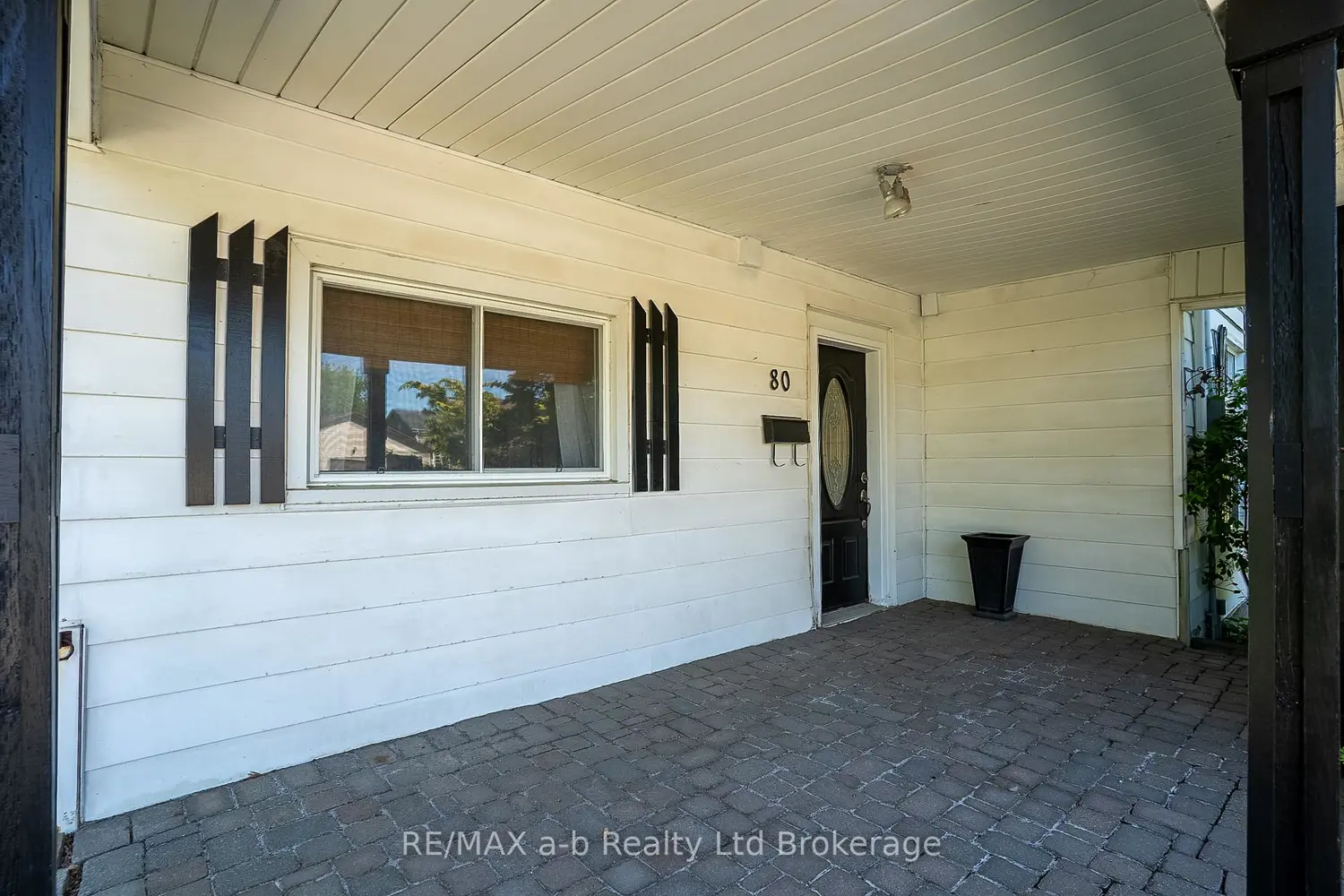 80 Stover Street photo 4