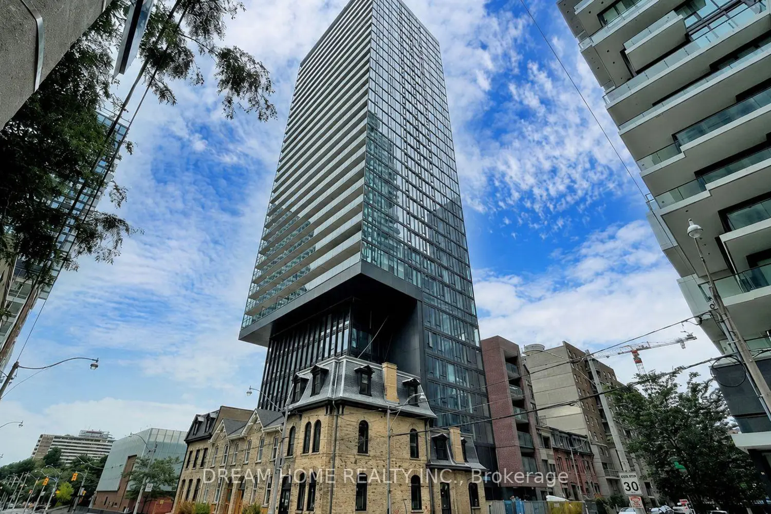 47 Mutual Street 2808