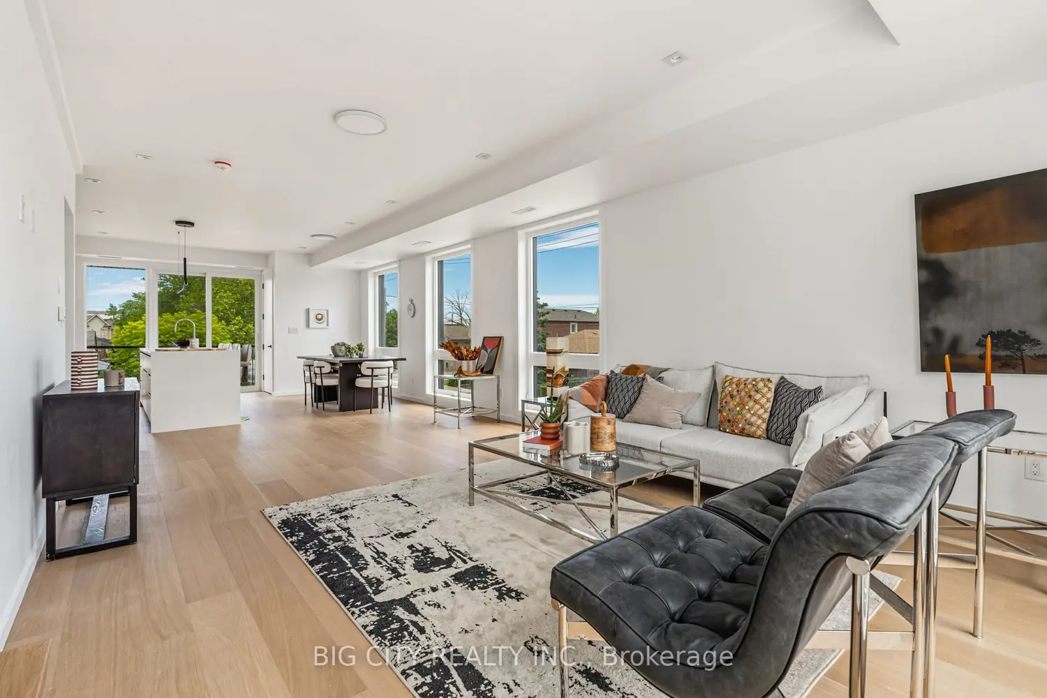 276 Lanor Avenue 3 photo 3