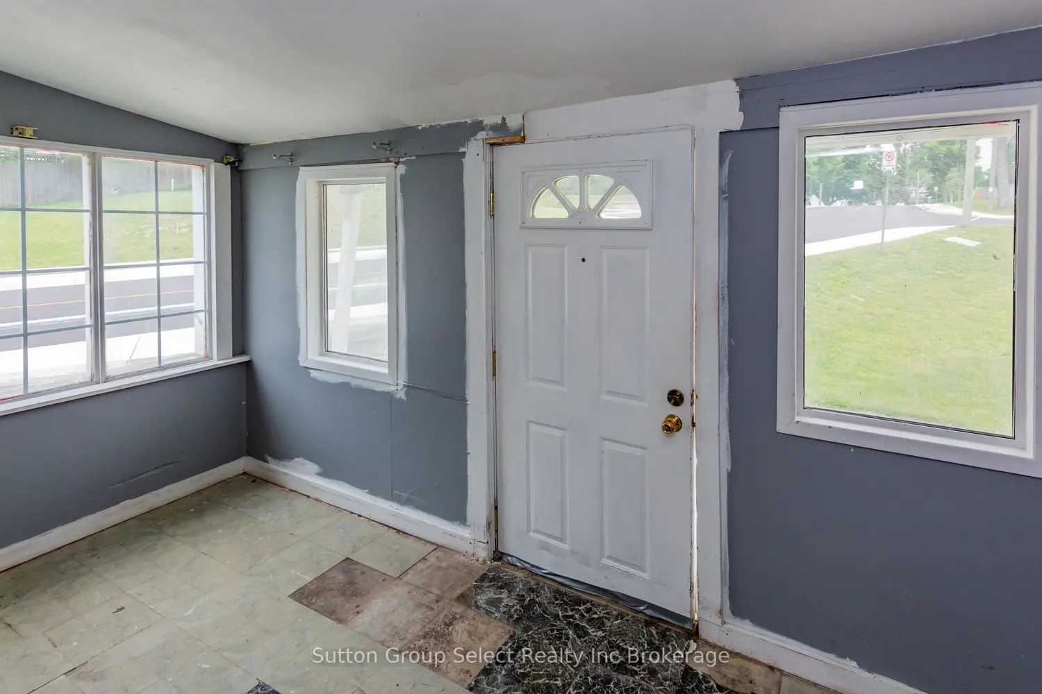 724 Rathbourne Avenue photo 4