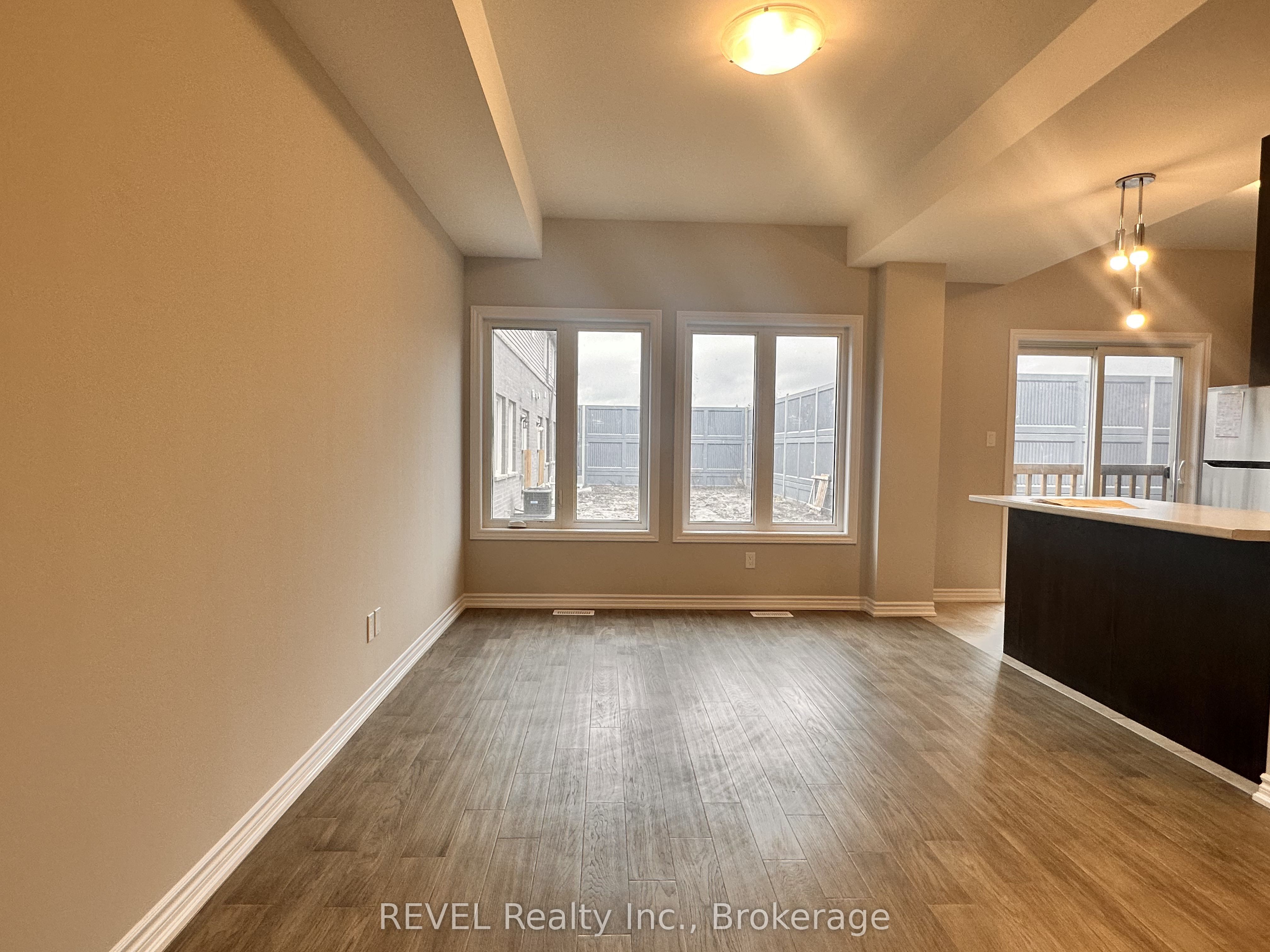 14 Mann Trail, Welland, ON, L3C 3G5 photo 5