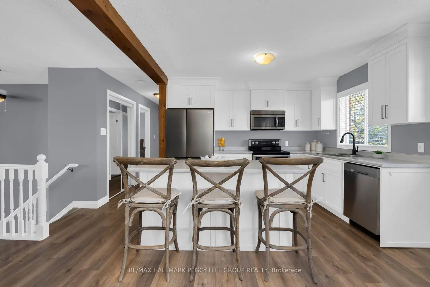 16 Glenview Avenue photo 4