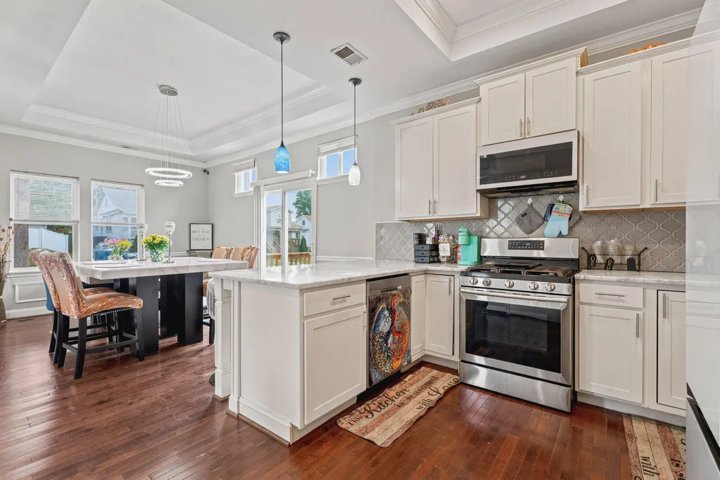 4501 Forest View Avenue, Baltimore, MD 21206 photo 4