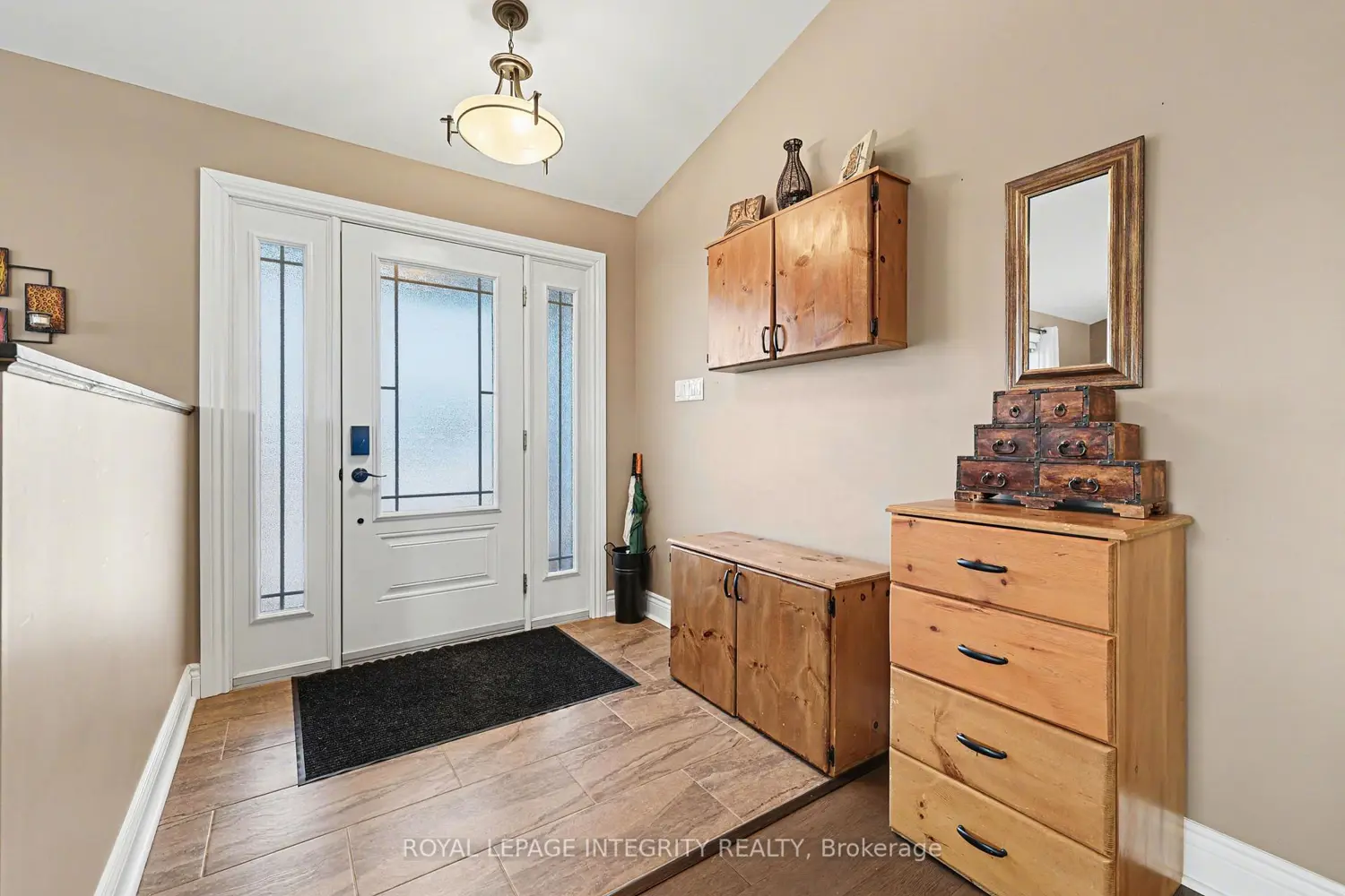 165 Bristow Drive photo 2