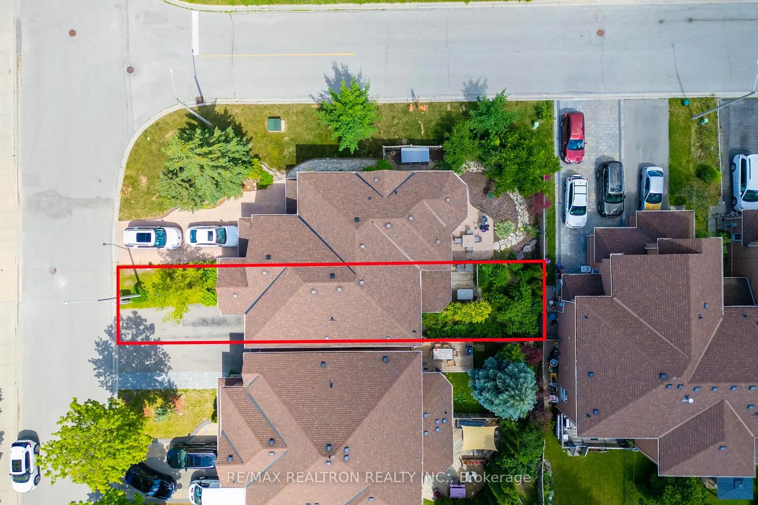 19 Naughton Drive photo 4