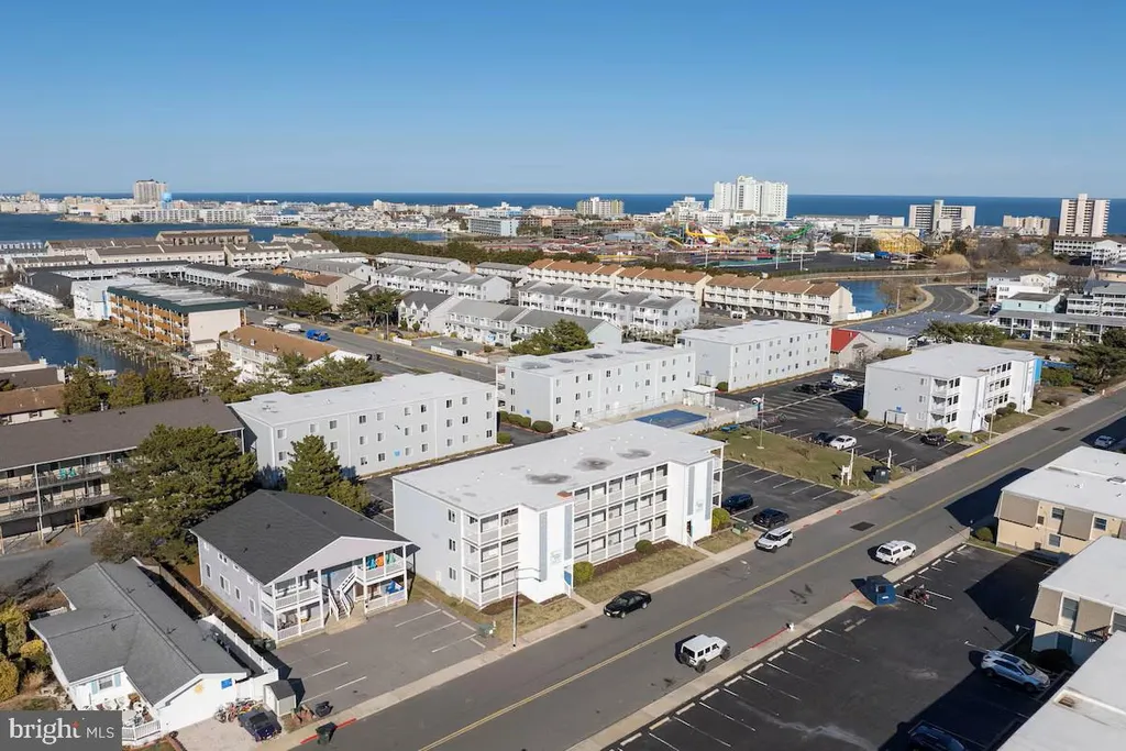 413 Robin Drive Unit 305, Ocean City, MD 21842