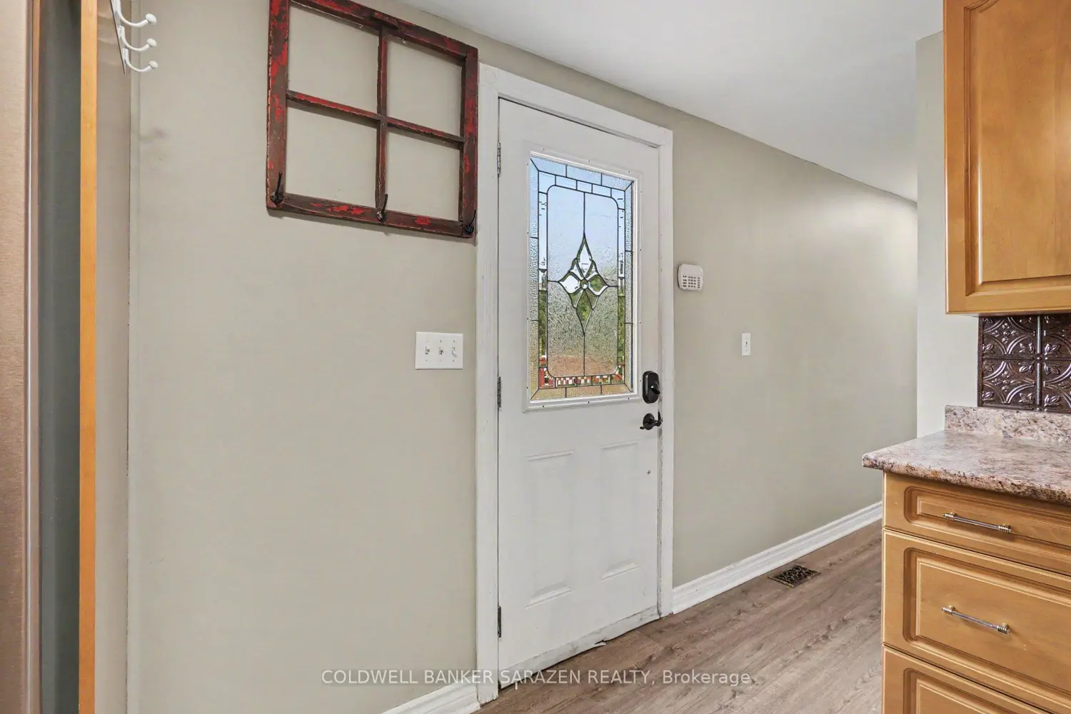 2695 Rosedale Road photo 3