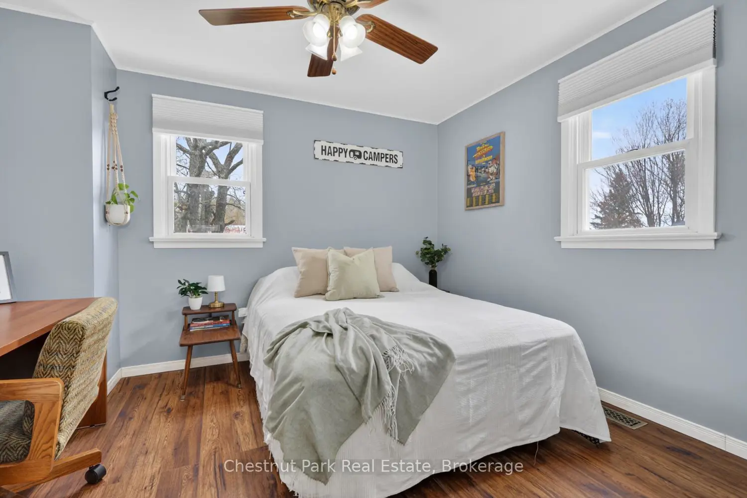 213 Yonge Street photo 5