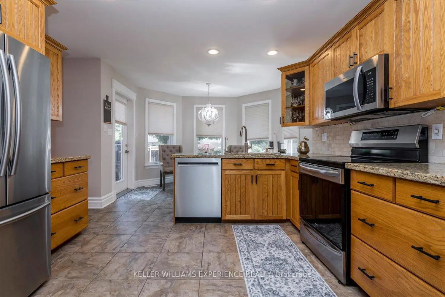 48 Brule Street photo 5