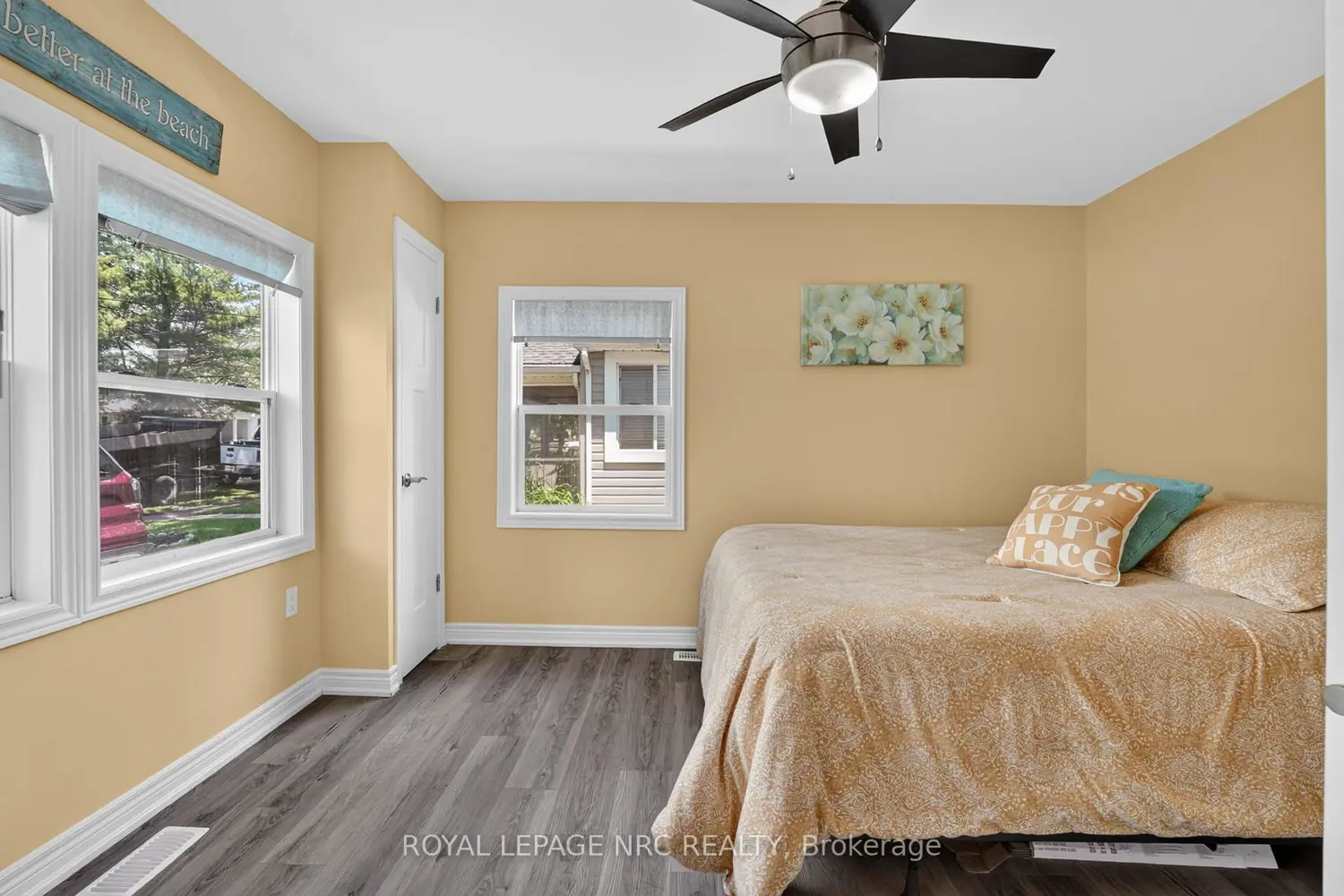 404 Lakewood Avenue photo 5