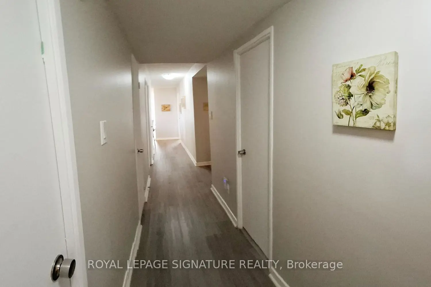 60 Inverlochy Boulevard 1210 photo 4