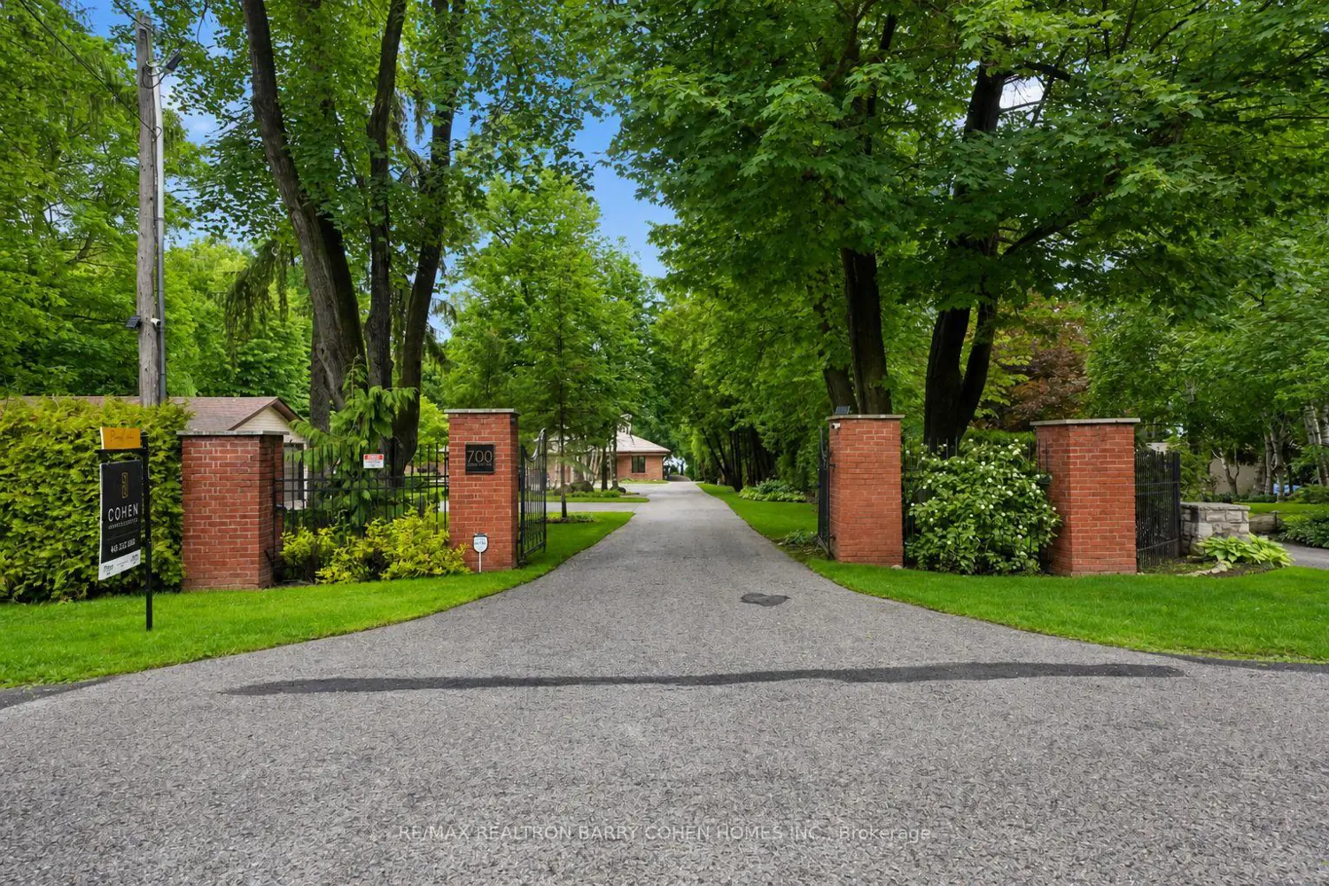 700 Lake Drive photo 3
